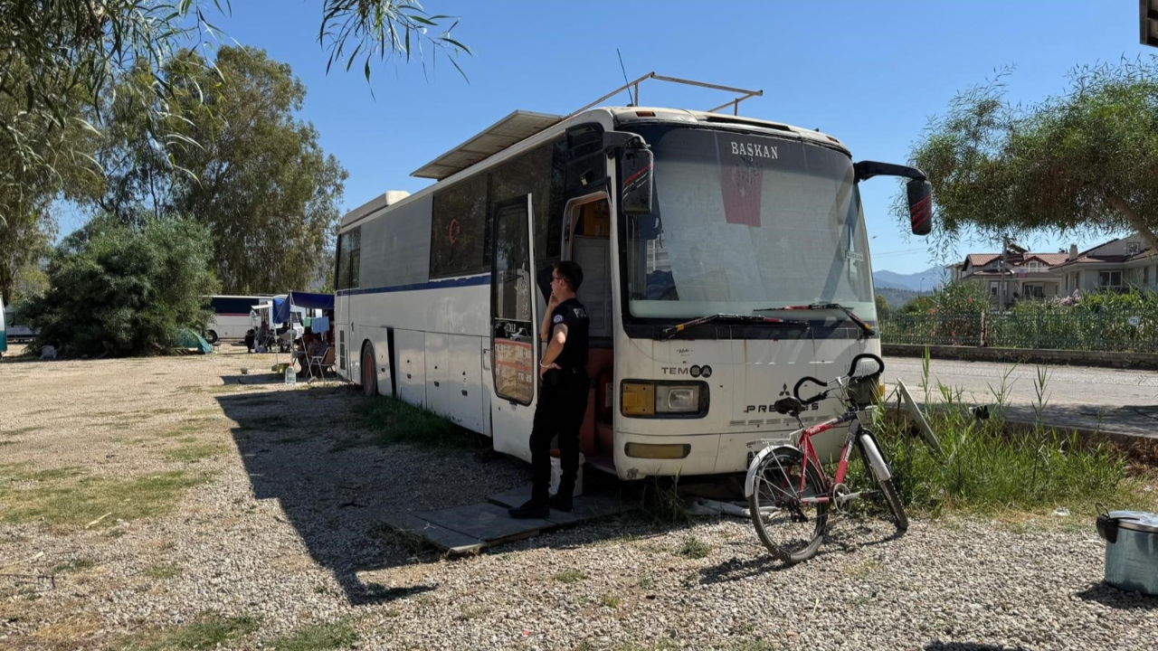 Fethiye’de otobüste yaşayan şoför ölü bulundu!
