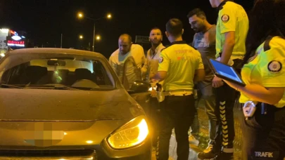 Bursa'da alkollü sürücü seyir halinde iken aracını durdurup sızdı