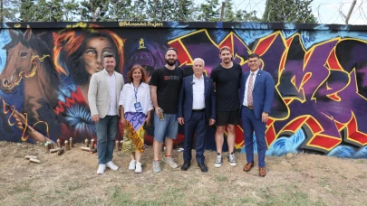 Bursalı gençler, Graffiti Şenliği ile kente renk kattı