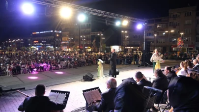 İnegöl Belediyesi TSM Korosu’ndan unutulmaz bir gece