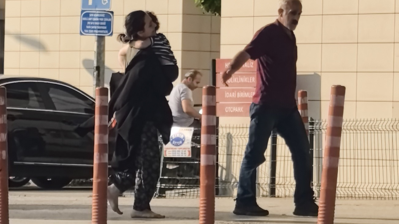 Bursa'da 3. kattan düşen 2 yaşındaki çocuk ağır yaralandı