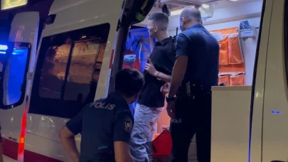 Polise bıçakla saldırdı! Bacağından vuruldu