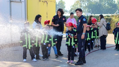 Bursa İtfaiyesi'nden öğrencilere yangın güvenliği eğitimi