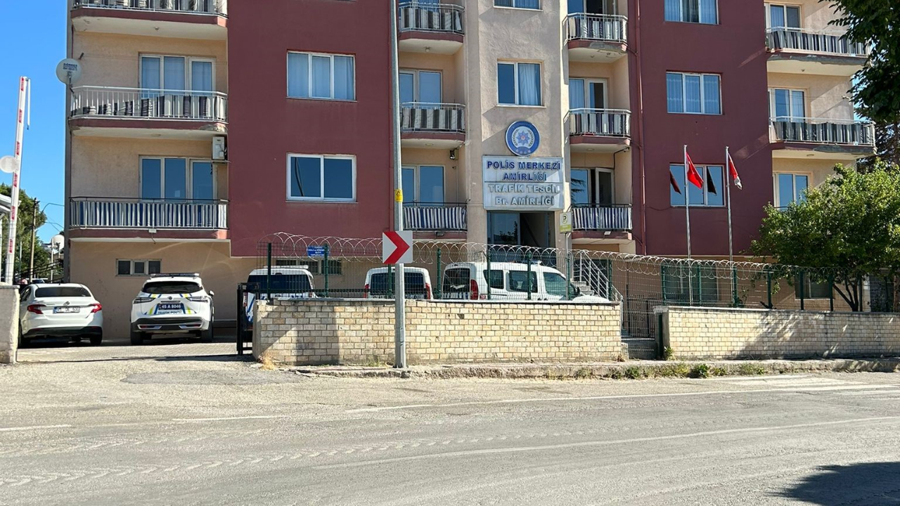 Demirci'de uyuşturucu operasyonunda 6 kişi tutuklandı