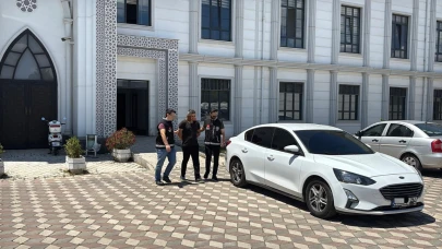 eredeyim : Tüm Haberler - Tüm Üst Kategoriler /  Asayiş /  Kocaeli Çayırova'da işlenen cinayetin zanlısı tutuklandı