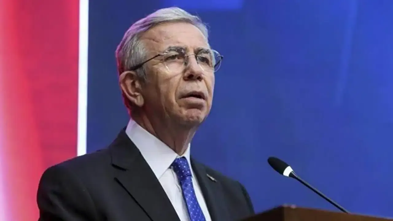 CHP'li belediyelere operasyon: Gözaltılara siyasetten sert tepkiler