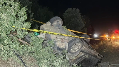 Uşak’ta otomobil şarampole devrildi: 1 ölü, 2 yaralı