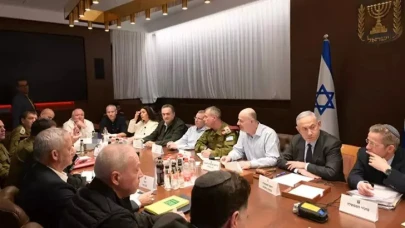 İsrail müzakere heyeti ateşkes için Doha'ya gidiyor