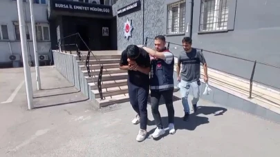 Bursa'da yaşlı kadın oğlu sandığı dolandırıcıya 672 bin lira kaptırdı
