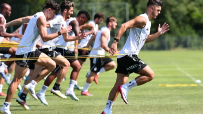 Beşiktaş sabah sahada, akşam salonda çalıştı