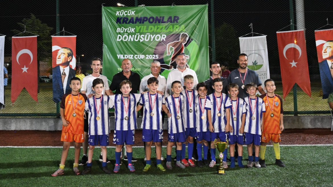 Yıldız Cup 2025'te şampiyonlar kupalarını aldı