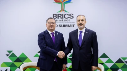 Dışişleri Bakanı Fidan Kazak mevkidaşı Nurtleu ile görüştü