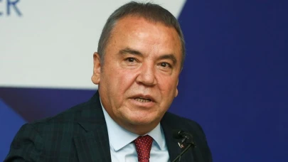 Muhittin Böcek görevden uzaklaştırıldı!