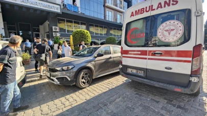 Kuşadası'nda kiracı dehşeti! Ev sahibini bıçakladı