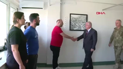 Bakan Güler metan gazından zehirlenen askerleri ziyaret etti