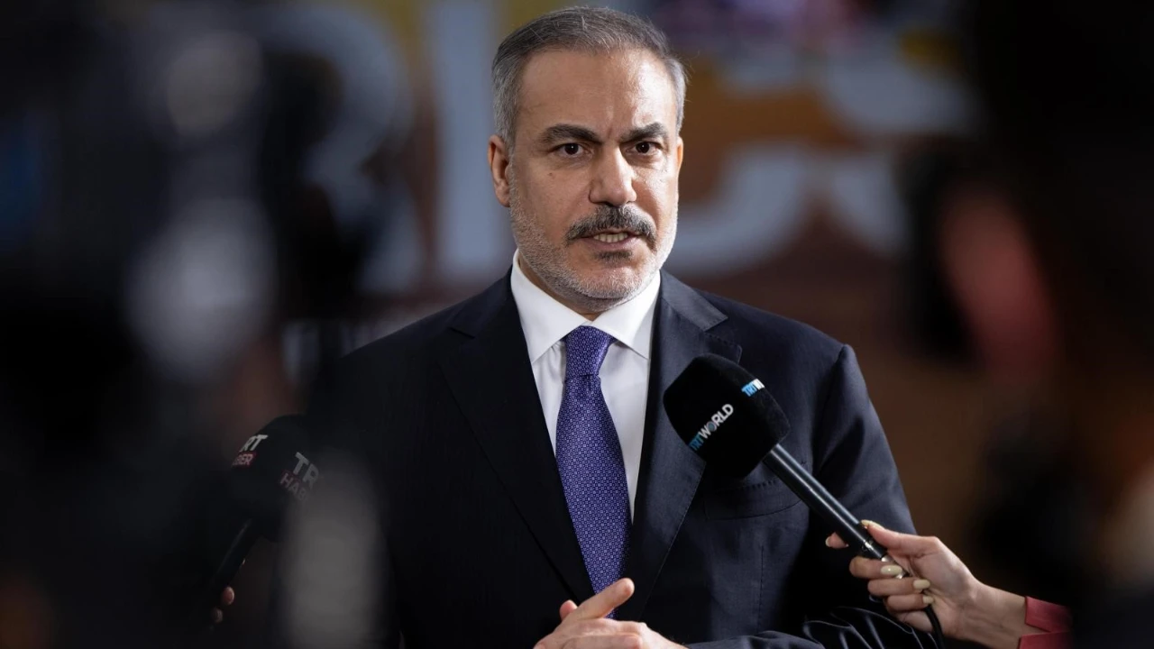 Bakan Fidan: " Gazze'deki soykırım dursun"