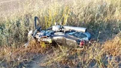 Motosiklet kazasında ağır yaralanan sürücü hayatını kaybetti