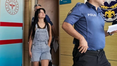 Bursa'da genç kızlar arasında bıçaklı kavga!