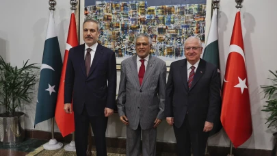 Bakan Fidan ve Bakan Güler Pakistan Dışişleri Bakanı ile görüştü