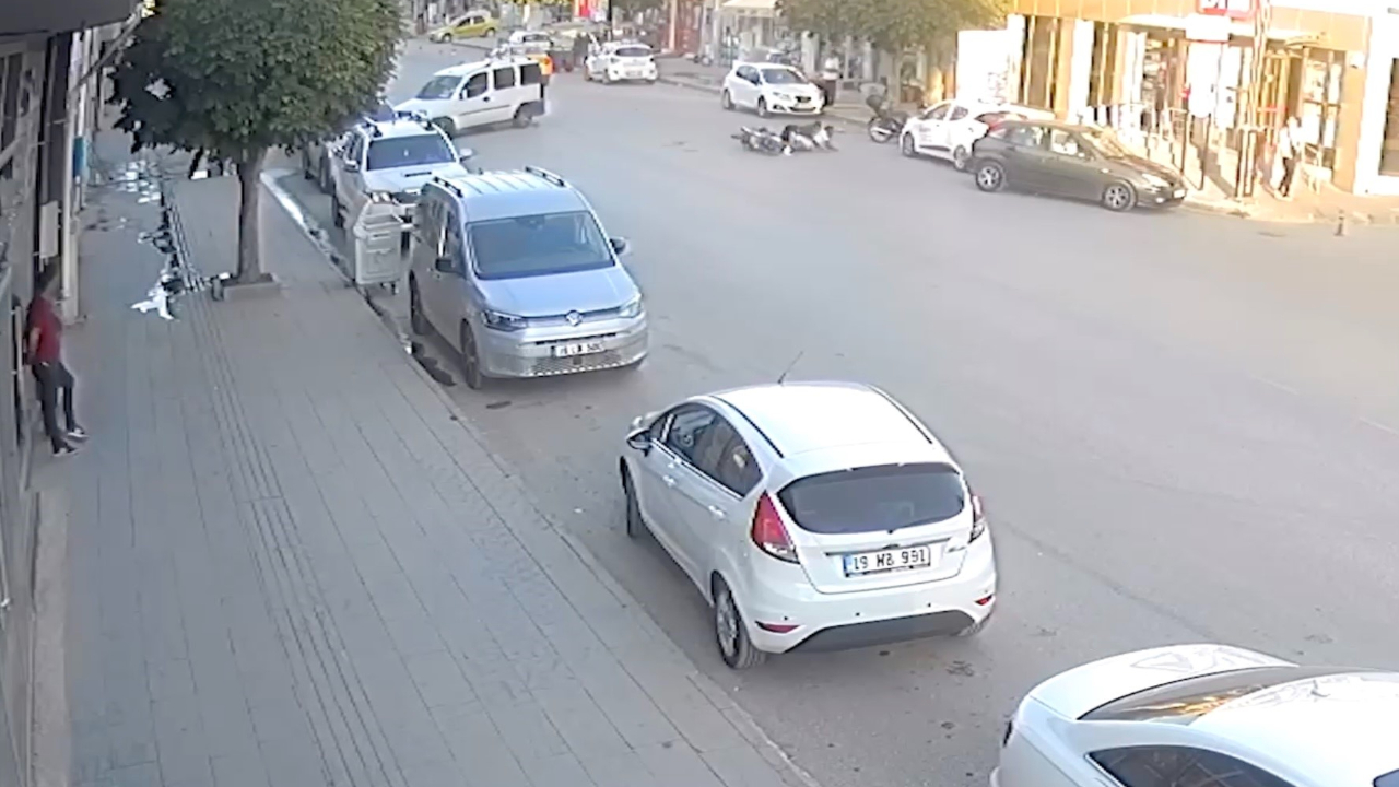 'U' dönüşü kazaya neden oldu: 2 yaralı