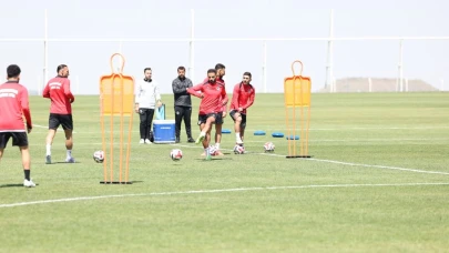 25 futbol takımı yaz kampı için Erciyes'i tercih etti