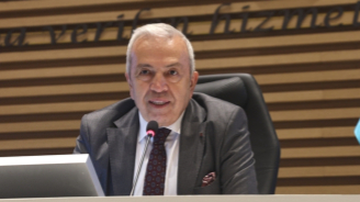 Başkan Özdemir Srebrenitsa şehitlerini andı