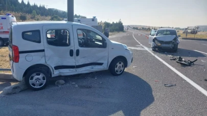 Kütahya'da trafik kazası: 4 yaralı