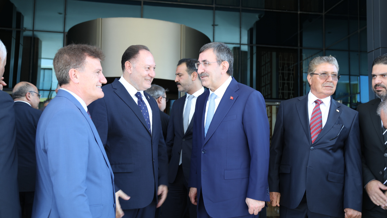 Cumhurbaşkanı Yardımcısı Cevdet Yılmaz, KKTC’ye geldi