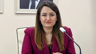 Antalya'da Büyükşehir Belediye Başkan Vekili Özdemir oldu