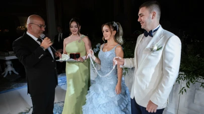 Zeynep Sevük ve Baha Güler nişanlandı