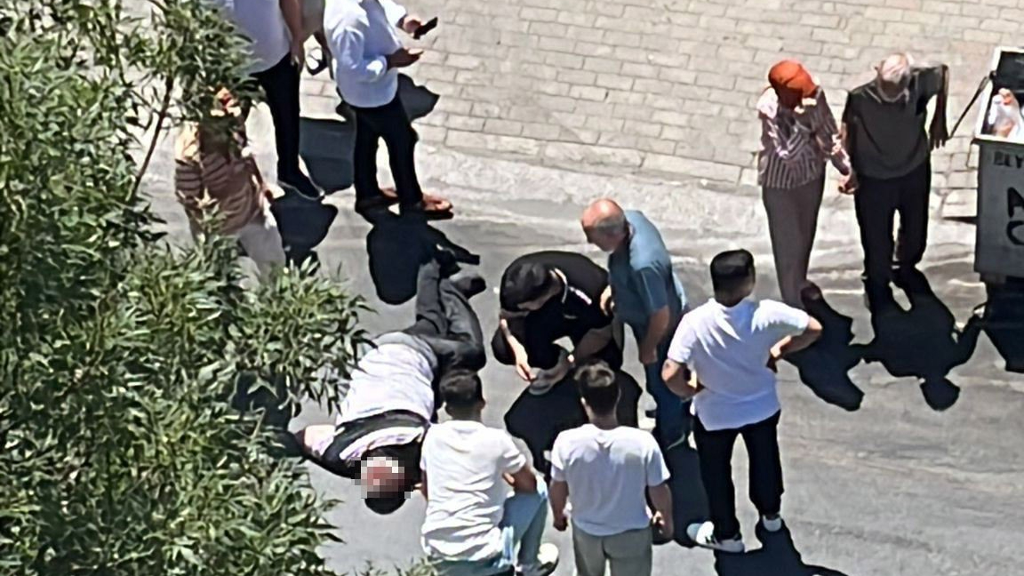Beylikdüzü’nde feci kaza! Yayaya çarpıp kaçtı
