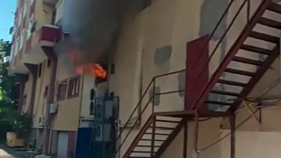 Avcılar'da market deposunda yangın