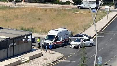 Trafik kazasında otomobiller çarpıştı: 1 kişi yaralandı