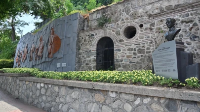 Büyükşehir Belediyesi Bursalı sanatçı Cemal Nadir’in anısını yaşatıyor