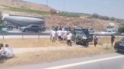 Mersin’de otomobil çekiciye çarptı: 1 ölü, 3 yaralı