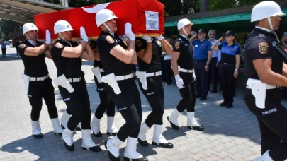 Polis memuru kaza kurşunuyla hayatını kaybetti