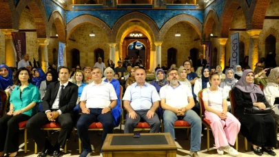 8 asırlık Gökmedrese'de manevi ezgiler yankılandı