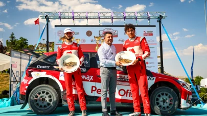 Kerem Kazaz Kapadokya Rallisi’ni birincilikle tamamladı