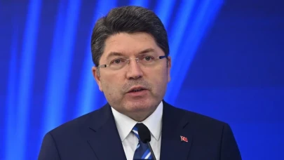 Bakan Tunç: "15 Temmuz: Milletimizin Zaferi, İhanetin Yenilgisi"
