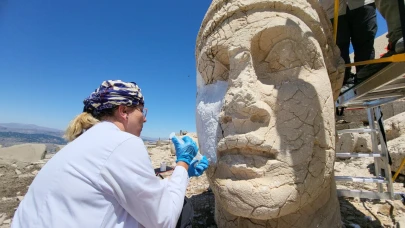 Nemrut Dağı’ndaki heykellere nano kireç ile restorasyon