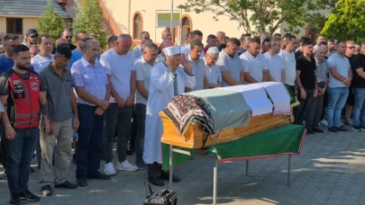 2 hafta önce boşandığı eşini öldürdü