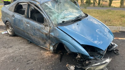 Takla atan araçta 5 kişi yaralandı