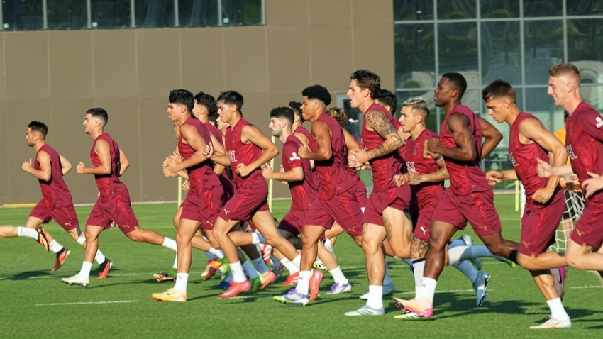 Galatasaray çift idmanla sahada