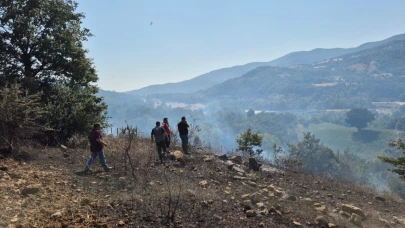 Gönen’de arazi ve anız yangını söndürüldü