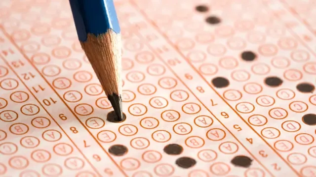 İYİ Partili Çömez'in İmam Hatipli LGS birincileri ile ilgili iddiasına Milli Eğitim'den yalanlama