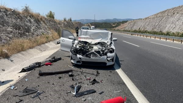 Balıkesir'de trafik kazası: 2 yaralı