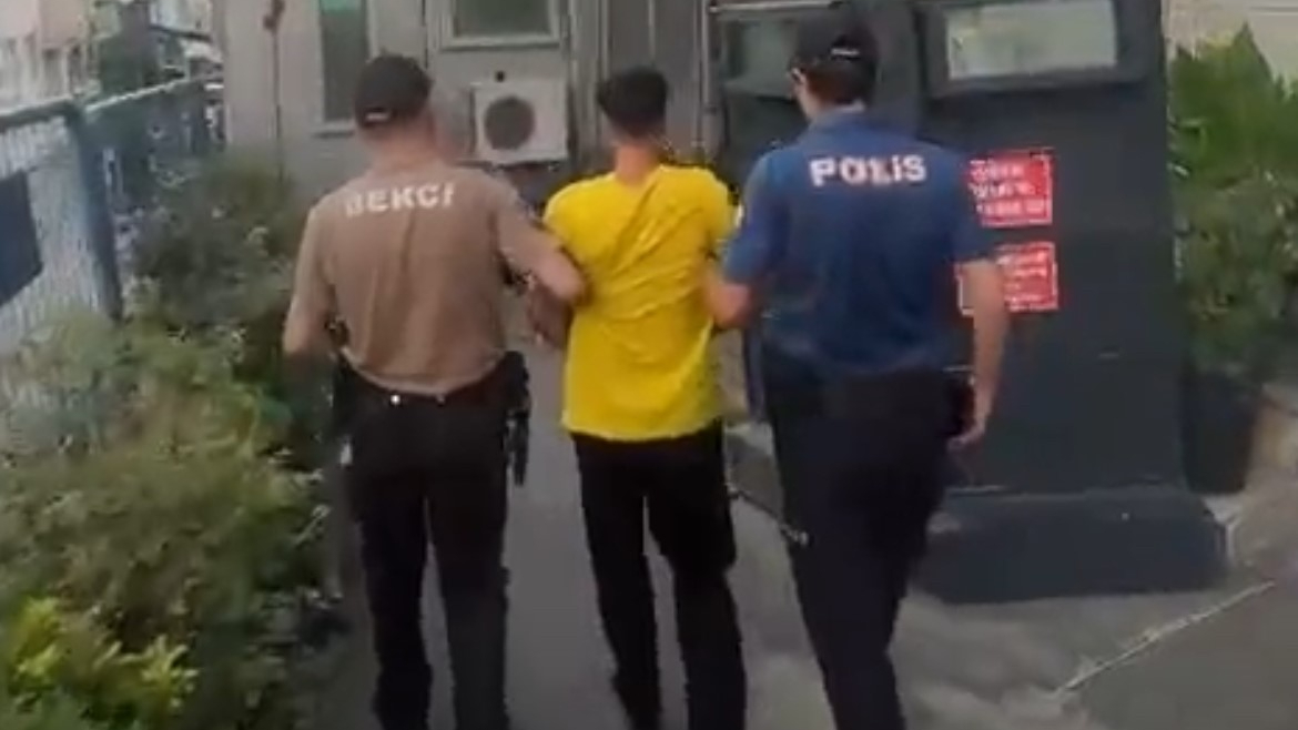 Kasten öldürme suçundan aranan hükümlü İzmir'de yakalandı