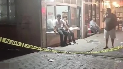 Adana'da sokakta yürürken bıçaklandı