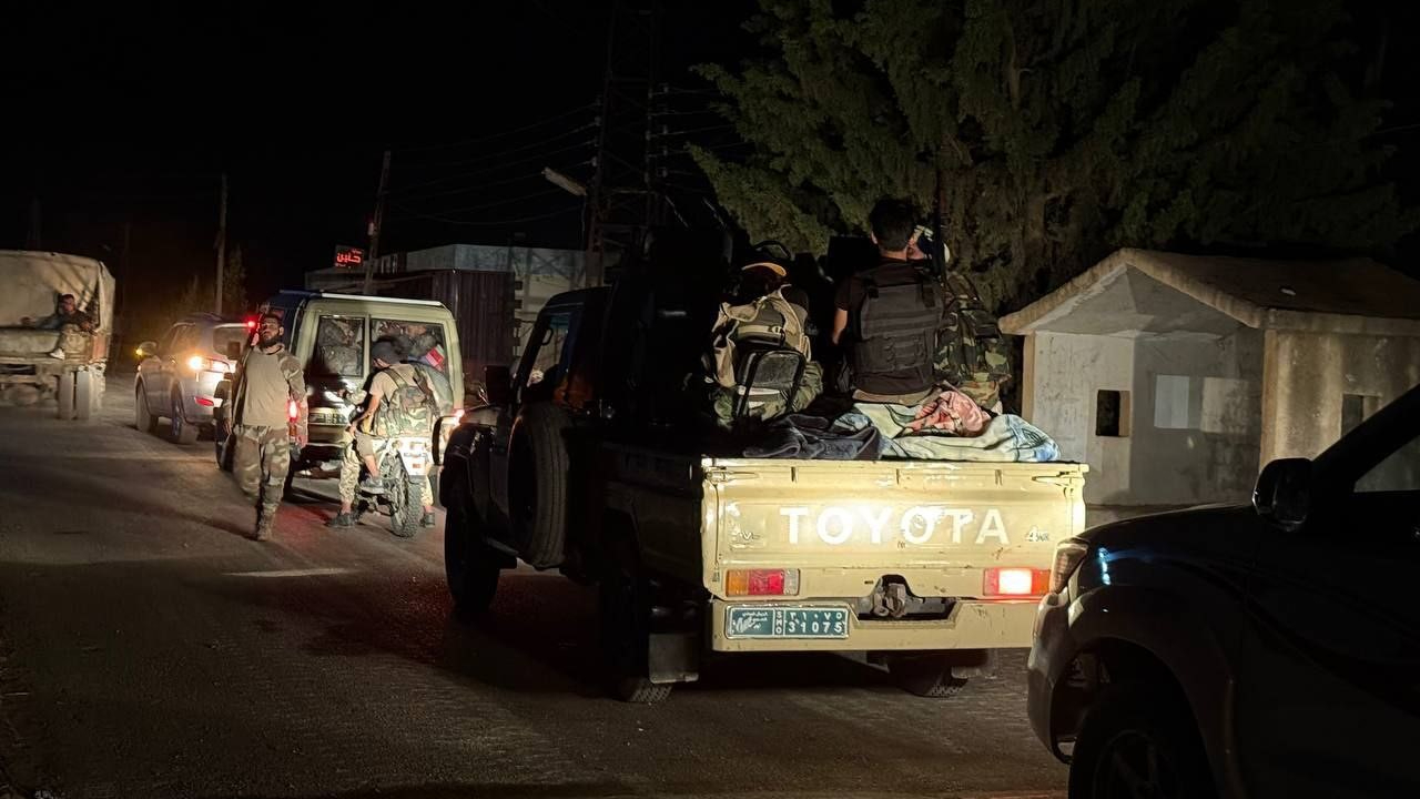 Süveyda'da ateşkes sonrası Suriye ordusu çekilmeye başladı