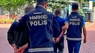 Uyuşturucu operasyonunda gözaltına alınan 2 kişi tutuklandı